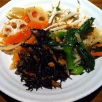 ご馳走DEがんす - 取り分けた惣菜