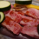 Yakiniku Sapporo En - 野菜たっぷり牛肉 ¥1000