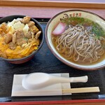 Kuchi Parking Area Kudarisen Food Corner - かけそばとミニ親子丼