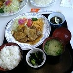 おぐら 瀬頭店 - しょうが焼き定食