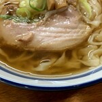 Ramen Ebisuya - スープは若干の濁りが