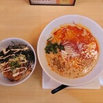 Ebi Tei - 本日のランチ（赤担々麺と炙りチャーシュー丼）900円