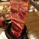 焼肉 ポプラ - 壺漬け骨つきカルビ…デカっ！(◎_◎