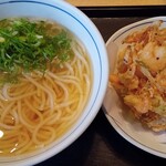 West Udon Hachiman Norimatsu Ten - かき揚げうどん(細麺)