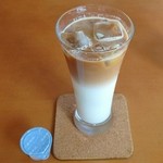 Paul Shop Cafe Sapporo Tsukisamu Shiten - アイスカフェラテ（250円）