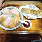 浅草軒 本店 - チャーシューメン醤油、餃子