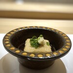 鮨まつうら - ◆胡麻豆腐の揚げ出し・・胡麻豆腐もいいお味ですけれど、お出汁も美味しい。最初に頂く品としては最適。