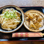 Eco Land Utazu - かけうどん2玉 220円 とり天110円