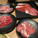 国産牛焼肉食べ放題 肉匠坂井 - 