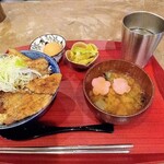 桃あか - 豚丼セット　1300円