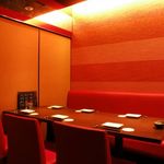 Zenseki Private rooms Rakuzou Utage Yurakucho Ekimae Ten Ginza - 落ち着いた雰囲気の海鮮個室ダイニング。駅すぐでアクセスも抜群！