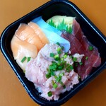 ヒビ丼丸 - 