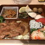 ゆりあげ港食堂 HACHI - 