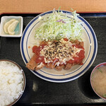 まこと屋 - チキントマトチーズ定食750円