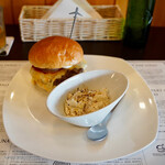 DOUG'S BURGER Miyakojima Honten - 