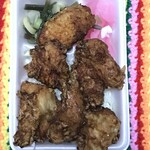 Hoka Hoka Bento Chitose Ten - 唐揚げはむね肉です