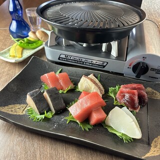 Serving fresh fish Yakiniku (Grilled meat) style! Grilled Sushi on vinegared rice!