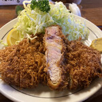 Tonkatsu Suzuya - ◎特選ロースカツ定食¥2.200
                        　※ご飯、味噌汁、キャベツお代わり無料
                        　※後会計　現金かpaypayのみ対応可