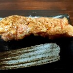 Tsun - 少し火を強く入れてもジューシーさが残る上質肉で歯ごたえある牛リブロース