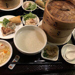 Yum Cha Dokoro Tenputon - 飲茶ランチ