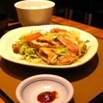 やよい軒 - 肉野菜炒め定食