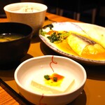 やよい軒 - サバの味噌煮定食