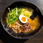 うどんの釜くら - 料理写真:ゆず塩炙り肉うどん