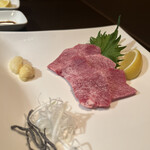 Sumibi Yakiniku Hiyoriya - 