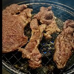 Yakiniku BAN Shinkai Chi Ten - 肩ロースステーキ丼200g!