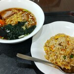 Chinese Saikasai Shinjuku Ten - チャーハンとラーメンセット770円