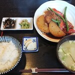 Ama To Ichiba - 金目鯛煮物定食