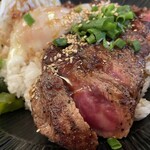 NK Diner 193 - 黒毛和牛のステーキ丼