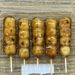 Eguchi Dango Koyo Ten - 串団子（小）の５本入り（税込み４６０円）