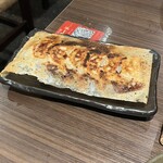 Taki Gyoza Kawazoe - 肉汁焼餃子 6ヶ