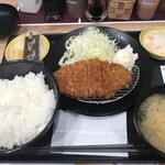 Matsunoya Hibarigaoka Ten - 得朝ロースかつ定食（490円）