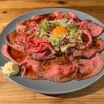 ビストロ炭焼肉酒場 チキンレッグ - 