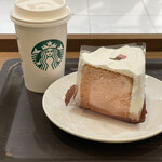 Starbucks Coffee Rumine Ikebukuro Nikai Ten - ◇さくらシフォンケーキ　400円（税別）
                        ◇キャラメルラテトール　450円（税別）