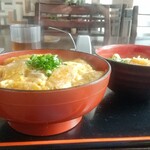 まねき - かつ丼ミニうどんセットにあげ1枚