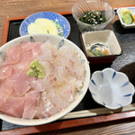 ちゃんこ道場 - 鯛とかんぱちの鳴門海峡丼定食