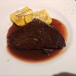 Trattoria L'astro - 国産牛ホホ肉の赤ワイン煮込み