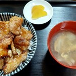 Buta-don Tonjaku - 豚丼(タレ)