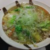 いきいきランドぽんぽ館 - 料理写真:野菜塩ラーメン　卵は野菜の下にあります