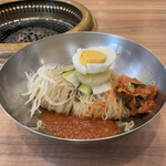 Shinra Korean cold noodles Kan - ビビン冷麺(別アングル)♪