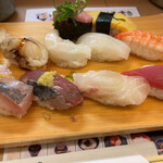 Sushi-ya Ginzo Oote Machi Fasuto Sukuea Ten - 