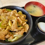 伝説のすた丼屋 - すた丼(並)