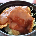 Restaurant Sky Lounge - ソースチキンカツ丼