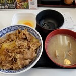 Yoshinoya Asakadai Eki Minamiguchi Ten - 全体図。