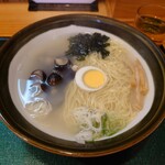 Ganso Shijimi Ramen Wakayama Hirosaki Ten - しじみラーメン(中貝)