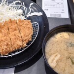 Matsuya Kurobe Ten - とんかつ定食ごはん大盛り(税込み590円)