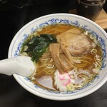 Eishin Ken - ラーメン600円。ご時世でじりじり値上がりしてる。でも600円。